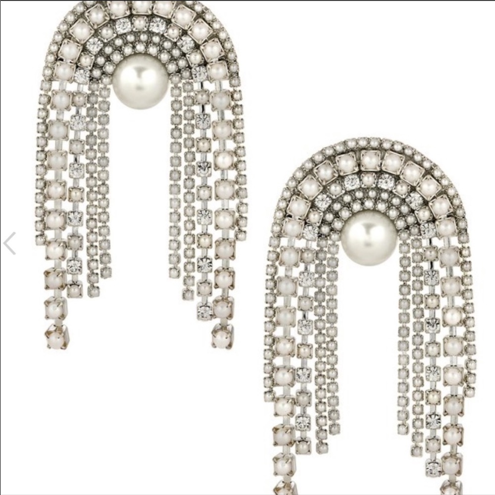 ISO Lili Claspe Mathilde Earrings